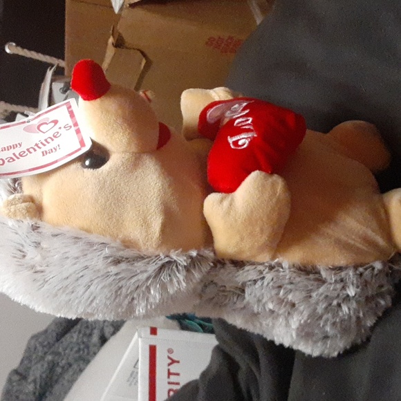 2019 Sugar Loaf Valentine Hedgehog Plush NWT - Picture 4 of 4